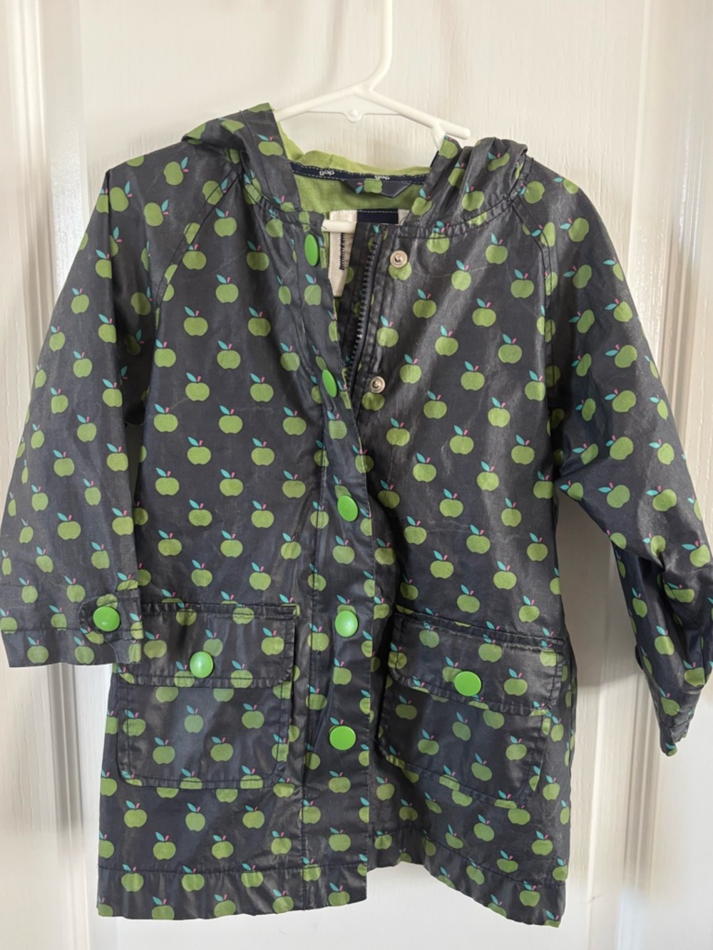 🔥 $8 Sale Gap Kids Girls Green Apple Graphic Print Raincoat Size 4